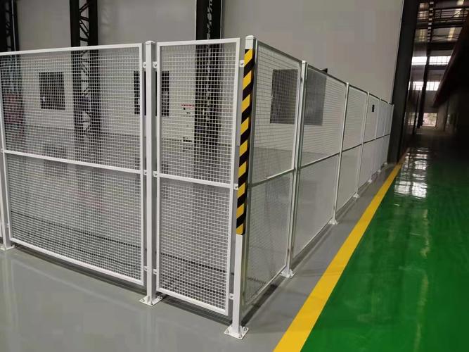 泰州工厂车间隔离网隔离围栏工厂防护围栏产品美观大气且不易损坏